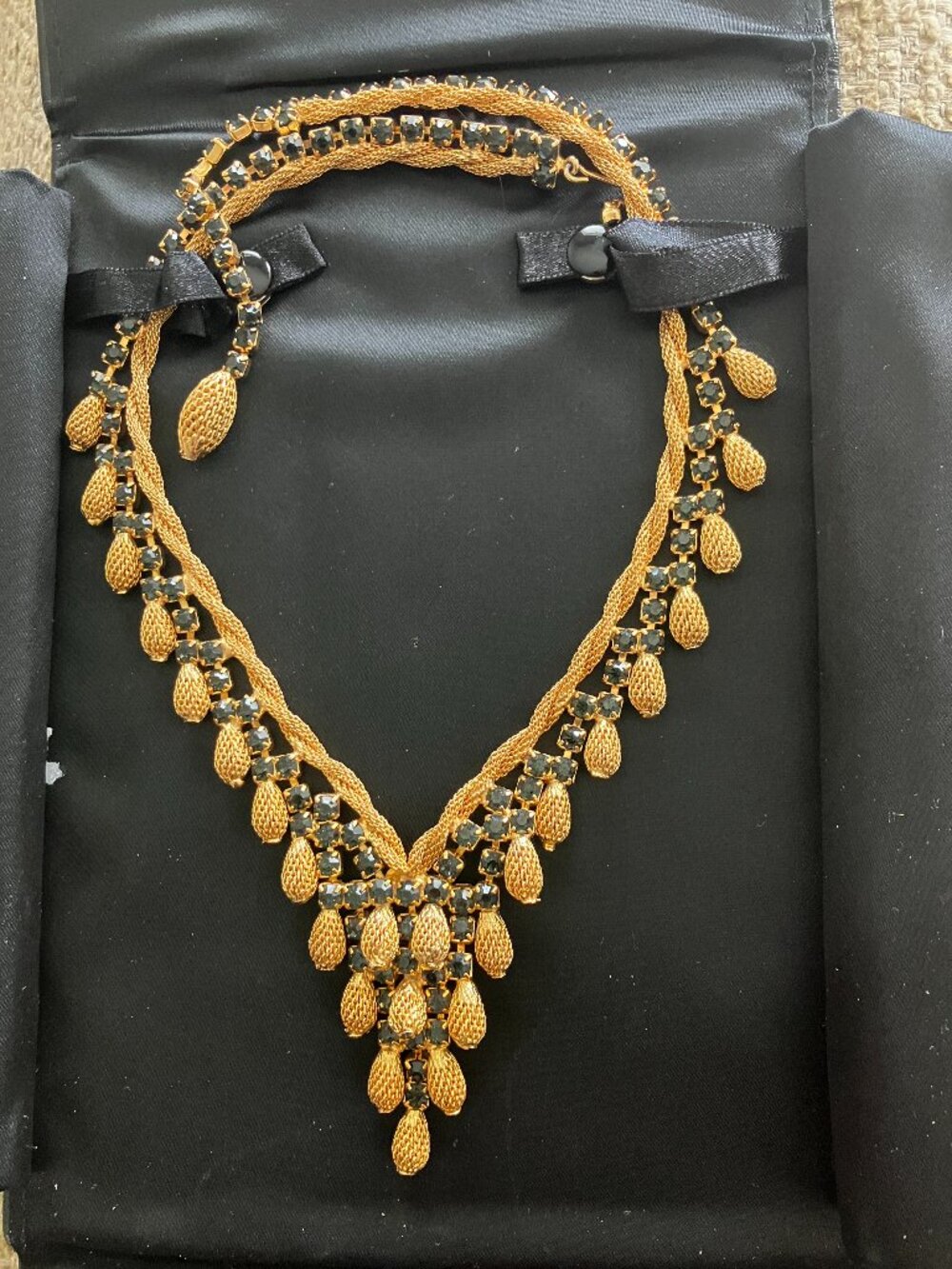 Vintage Hobe Necklace